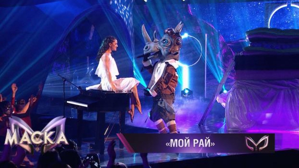 Шоу маска носорог кто. Маски шоу иванушки. Шок маска носорог адажио. Носорог шоу маска мой рай. Маска туриченко носорог.