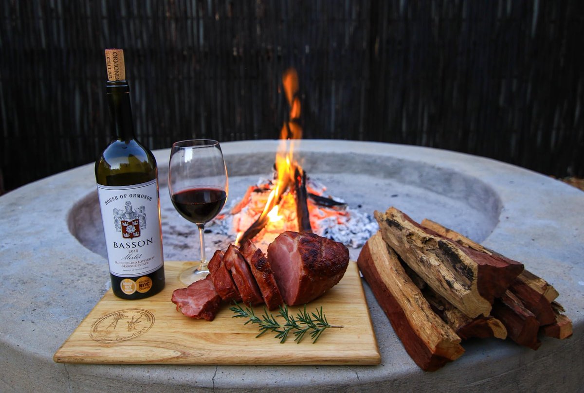 O R M O N D E Basson Merlot 2015 and a braai is a great weekend! It's about the socializing around the fire. Enjoying an Ormonde Basson Merlot 2015 and a chat with friends and family while the fire is crackling away. Weekend......Braai time.......Wine Time! #Ormonde