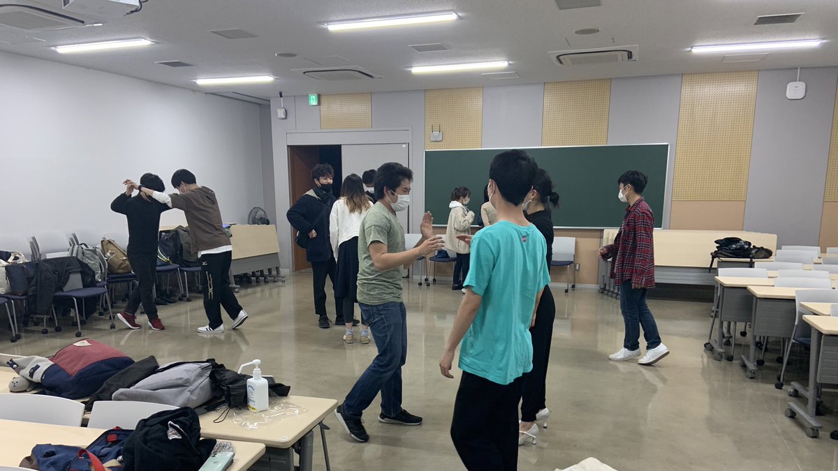 昨日は教室ガイダンスに参加してくださってありがとうございました！

本日も17時頃から上の小体育館で体験会をやってます！
（もっと早くから来ても大丈夫です🙆‍♀️）
暇な方は是非遊びに来てください🤗🤗🤗
#春から九大