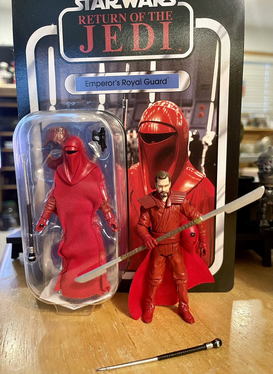 Whoa this TVC #EmperorsRoyalGuard is really versatile! So many options! Pretty amazing. #StarWars #TheVintageCollection