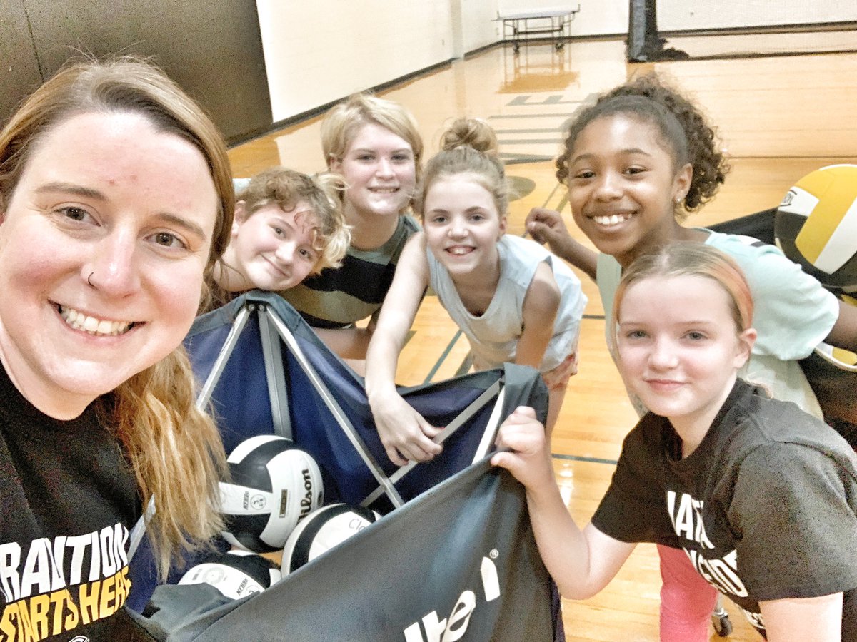 clarksville_vb's tweet photo. Day 5️⃣ of General Academy! 

Look at these Future VB stars! ⭐️ 

#workforit #development #dedication https://t.co/kcedDZuGWy