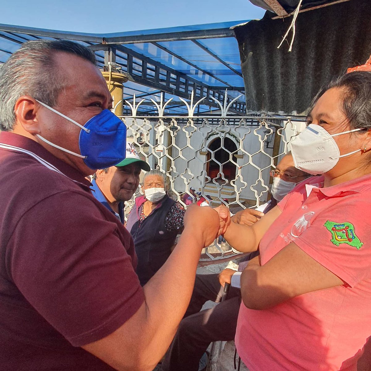 En el barrio de San Juan, en San Pablo Oztotepec, me comprometí a atender sus peticiones una vez que sea alcalde. Les doy mi palabra de que así  será porque la palabra es lo más valioso que tiene un hombre