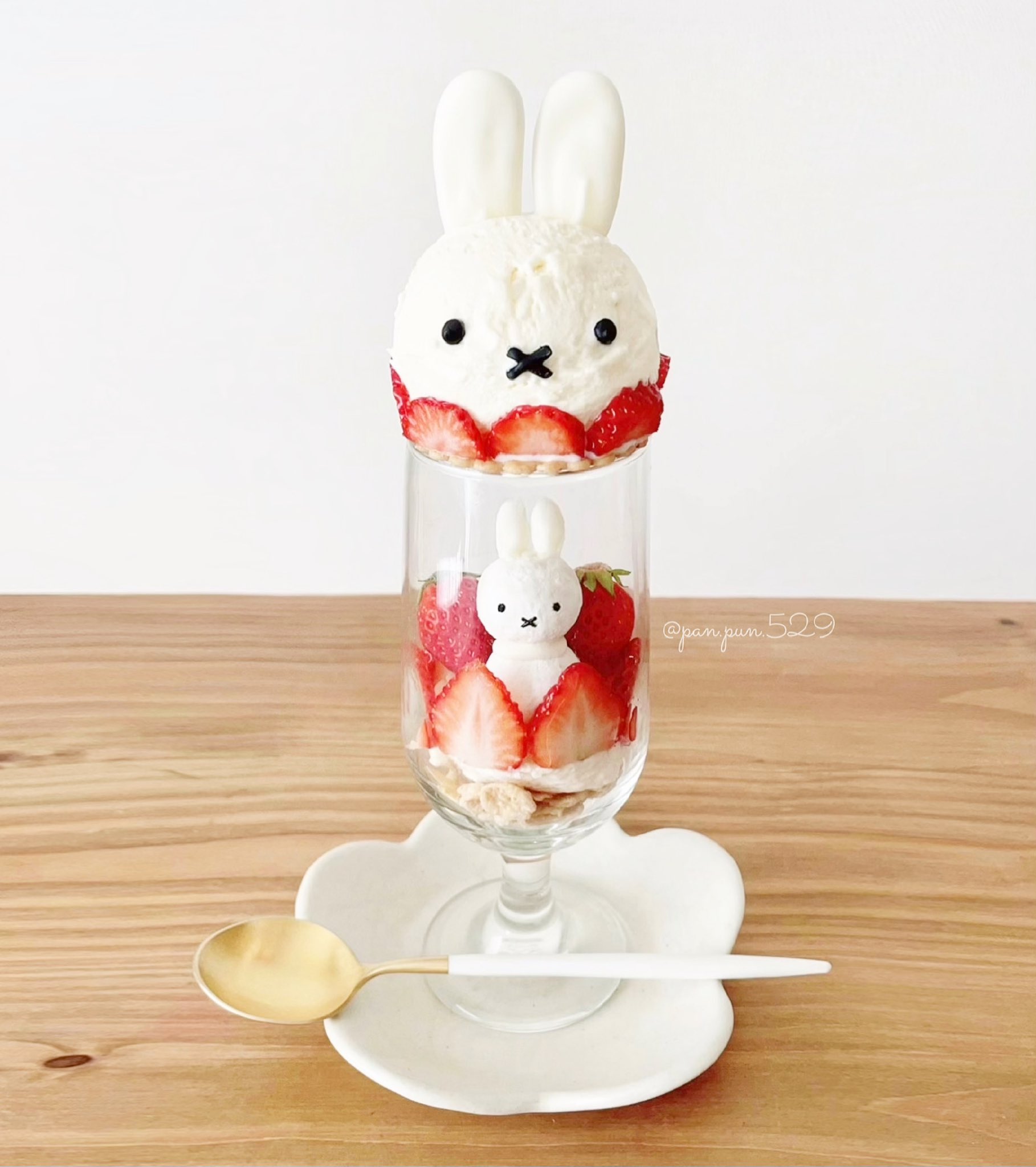 miffy【日本未販売】ミッフィー スノードーム ホワイト