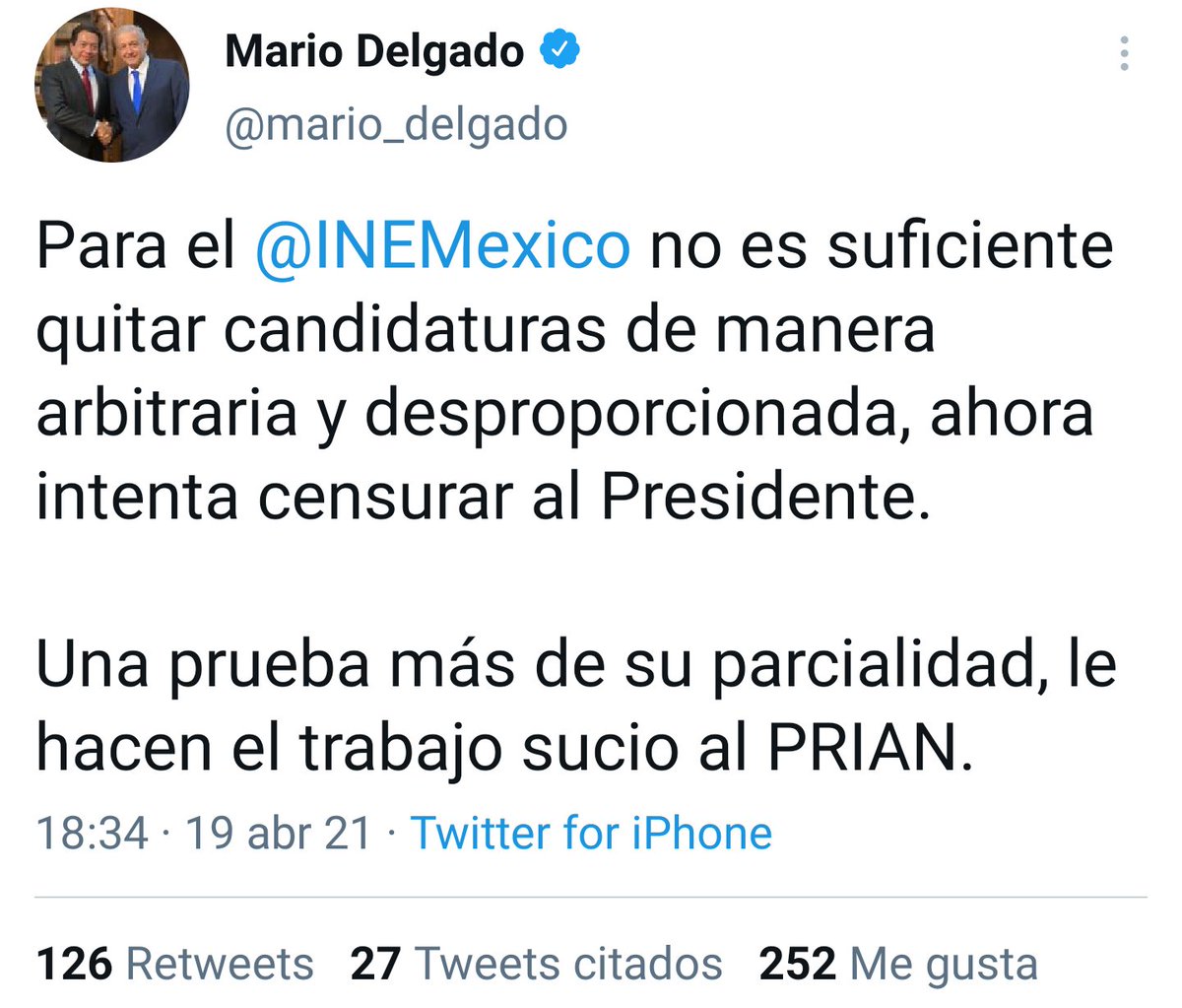 Arouet_V's tweet photo. Mario Delgado (@mario_delgado):

A ver pendejo:

Manzana 1: La ley la hicieron los partidos, no el @INEMexico 

Manzana 2: La ley fue iniciativa de la oposición y ahí estaba AMLO.

Manzana 3: AMLO no puede presumir actos de gobierno en proceso electoral. Eso vulnera la equidad. https://t.co/aDObl6Ybot