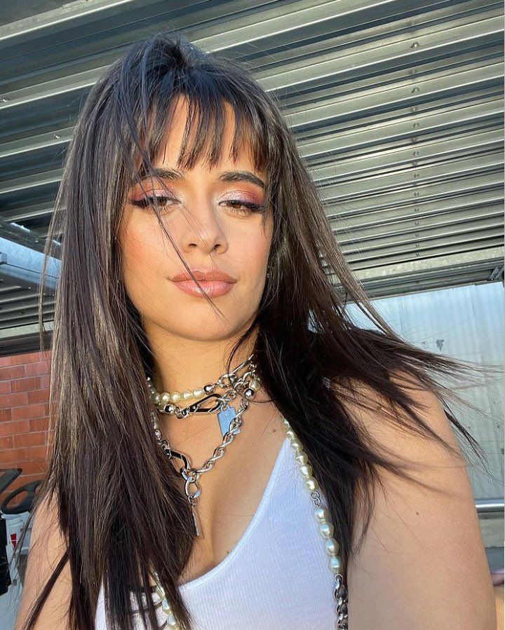 bippitycabello's tweet photo. CAMILA CABELLO IS SO HOT OH MY GOD LOOK AT HER https://t.co/HObgFlQ2Tm