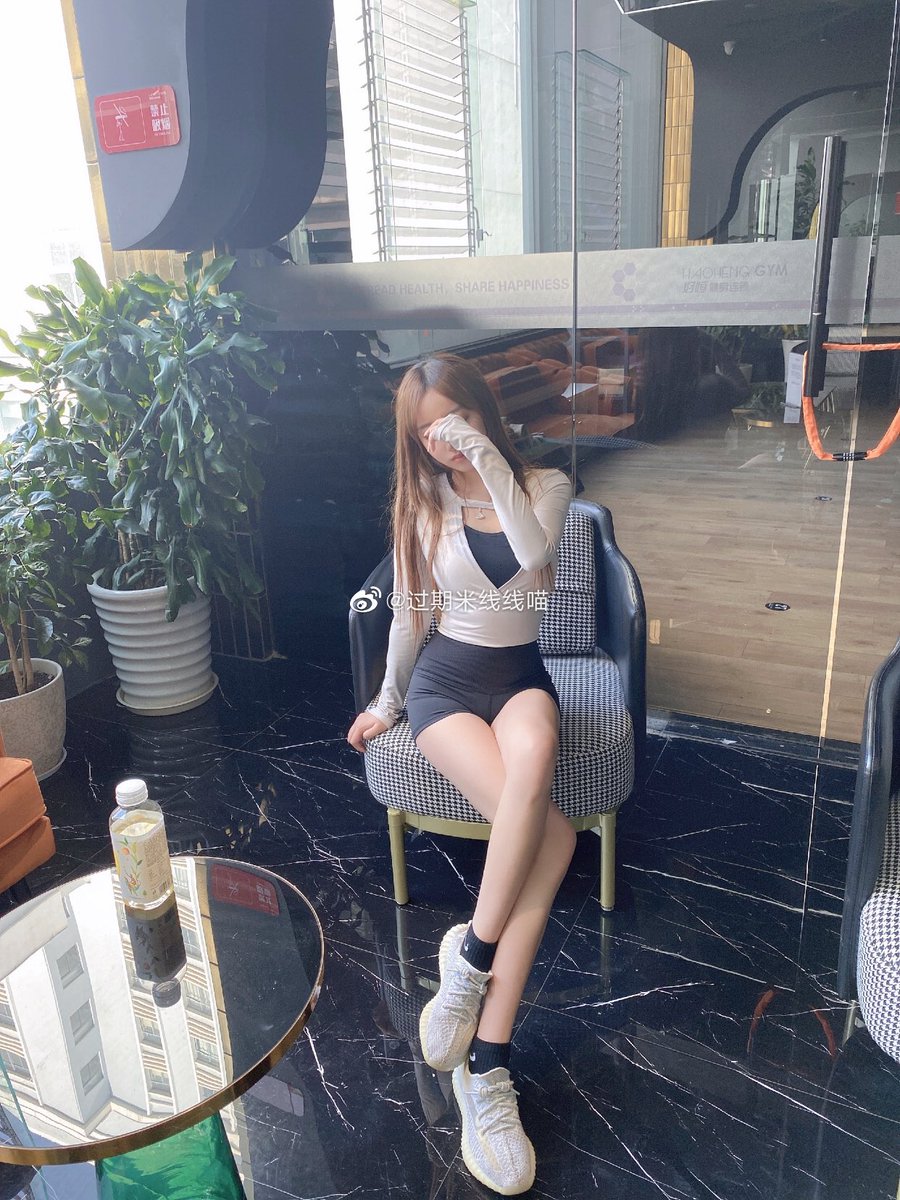 锻炼完 我不洗澡 就臭着 唉就是玩儿 https://t.co/229DRE4tZ4