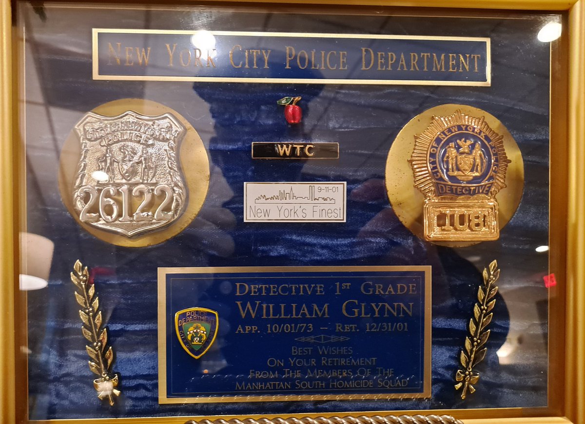 NYPDCeremonial's tweet photo. In 2001 Det.1st Grade William Glynn retired @NYPDDetectives Manh So. Homicide Squad. Today we mourned with his son @NYPD81Pct Commander Deputy Inspector Glynn &amp; family as he was laid to rest.
#DecoratedArmyVeteran
#DualService 🇺🇸🕵🏻‍♂️
#FamilyofBlue 
#Nvr4GetDetWilliamGlynn https://t.co/EKditc20Yb