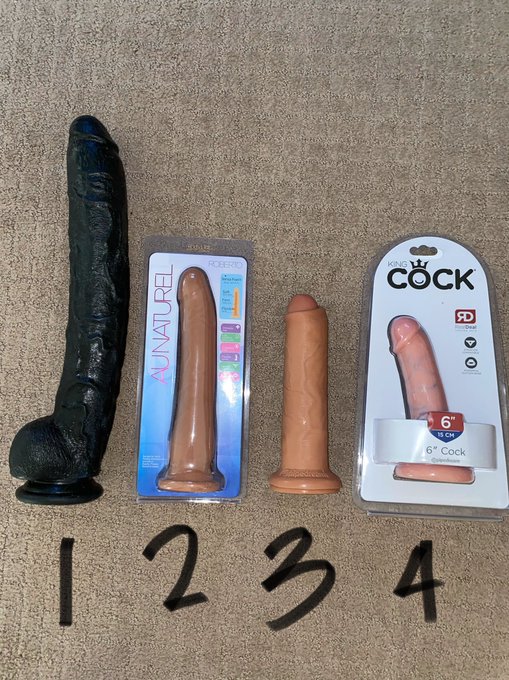Which one should I play with tomorrow?😏 https://t.co/1Zk8jo0yMk https://t.co/I1AsA3Tm9Y