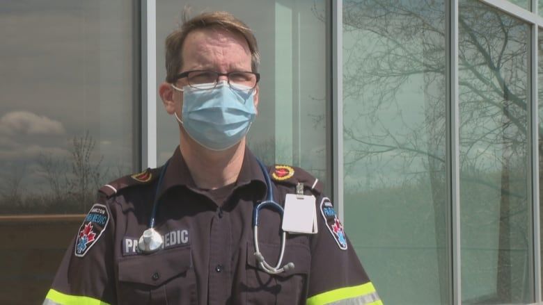 OntarioParamedic.ca tweet media