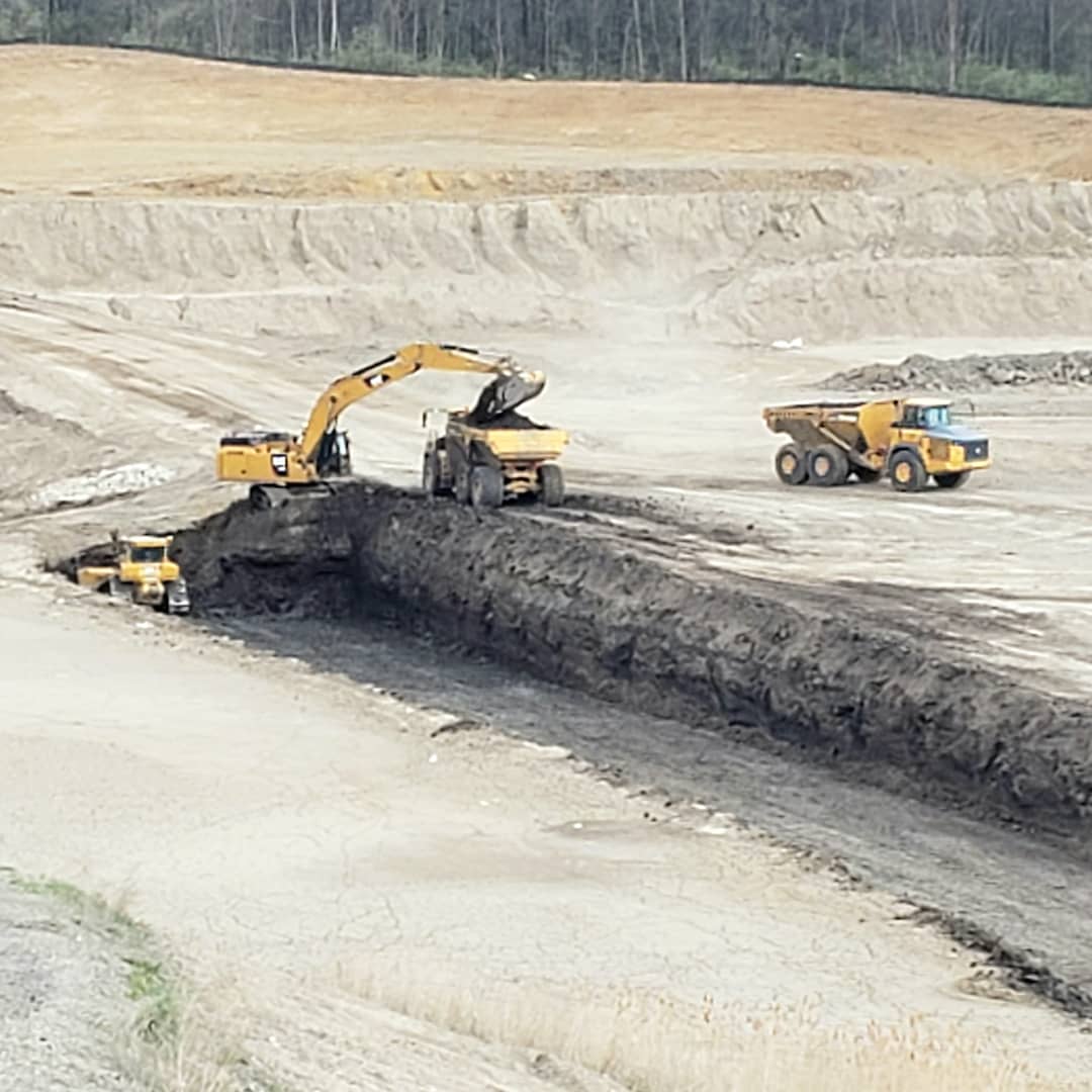 billsallenger's tweet photo. Starting Cell Excavation Undercut to Berry Clay subgrade at one of our Landfill Projects #caterpillar #johndeere #trimble https://t.co/uCyY9JYRf0