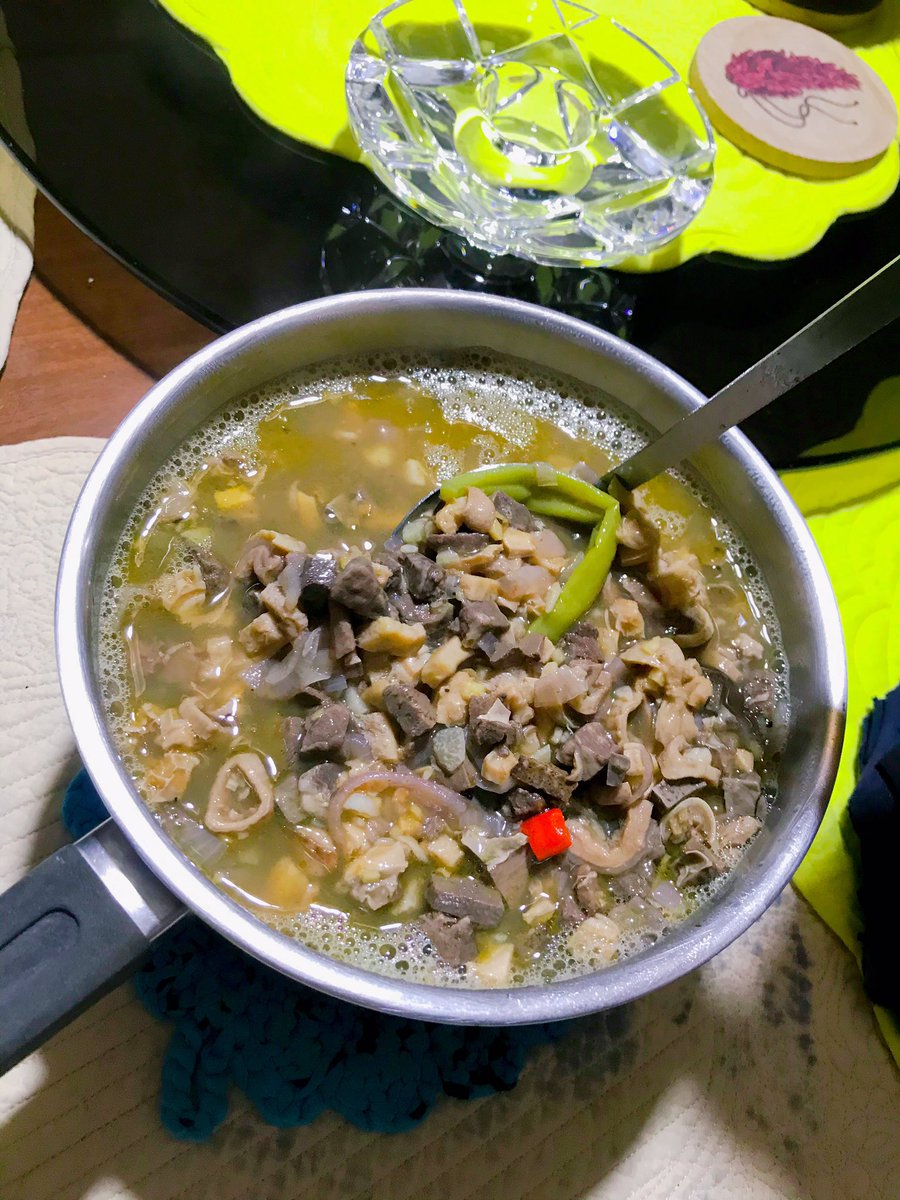 foodamnph's tweet photo. 2nd wave of Beef Papaitan. Sa kapitbahay pa lang, when they asked “ano niuluto nyo?” 🧑🍳”Ang bango!” 🤣 Automatic yon may mangkok ka! 🤣
#villenaskitchen #filipinorecipes #pinapaitan #pinapaitangbaka #papaitangbaka #ilocanofood #NuevaEcijjaFoodies #hbpsisigbyfoodamnphilippines https://t.co/9gDgvLo74d