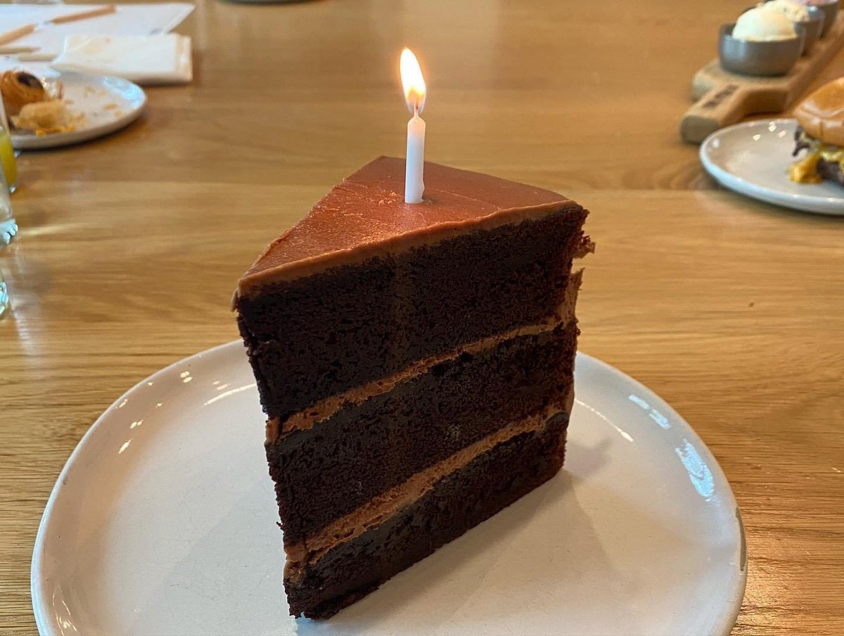 joannagaines's tweet photo. Slept in til 11, my sister brought me a latte &amp; new pair of birks, had a cheeseburger &amp; cake @magnoliatable, hung out in the garden &amp; rode in the old car w/ the windows down &amp; music up. Oh &amp; puppies! The best kind of birthday. Thanks for the kind messages—I'm feeling the love! 🥰 https://t.co/JCwl3ebCCO