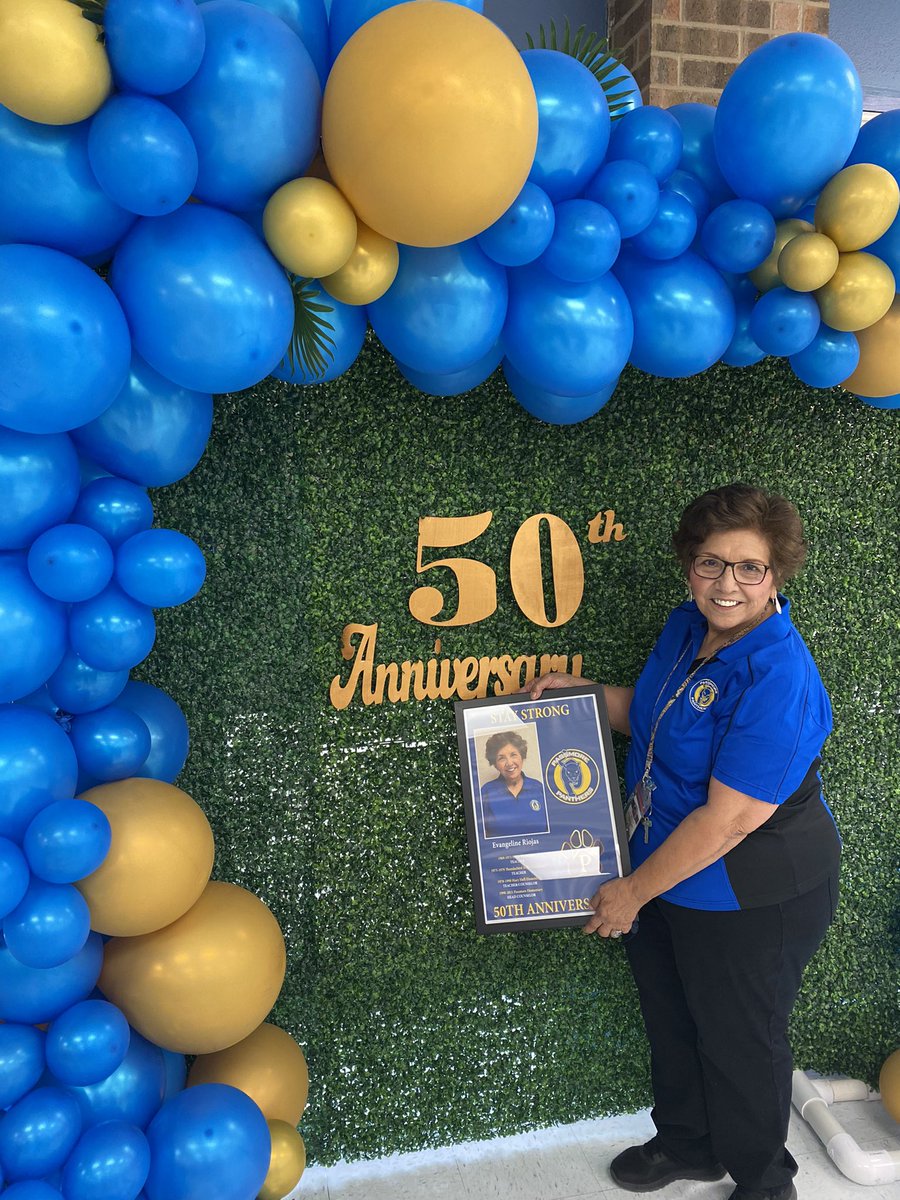 TesiliaGarza (@tesi_garza) on Twitter photo Congratulations to <a href="/ArteagaPhD/">Veronica Arteaga</a> and her amazing staff <a href="/NISDPassmore/">Passmore Elementary</a> for the wonderful 50 Year Anniversary Ceremony that I had the honor of attendindng tonight. The student performances were outstanding! It was a very special walk down memory lane #myfirstvpjob #myfirstNISDschool Congratulations to <a href="/ArteagaPhD/">Veronica Arteaga</a> and her amazing staff <a href="/NISDPassmore/">Passmore Elementary</a> for the wonderful 50 Year Anniversary Ceremony that I had the honor of attendindng tonight. The student performances were outstanding! It was a very special walk down memory lane #myfirstvpjob #myfirstNISDschool