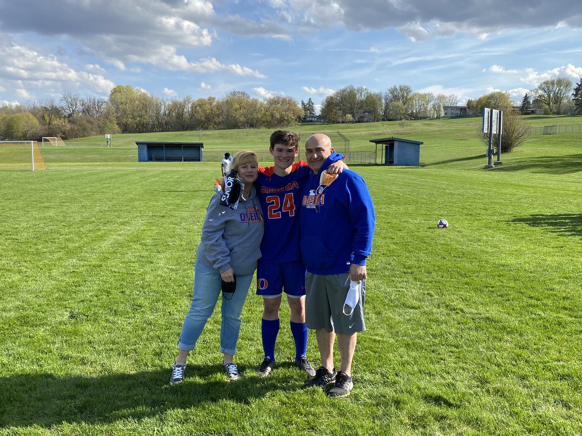 SportsOneida's tweet image. Our boys soccer team celebrates their seniors this afternoon and then went on to play a great game against Corcoran.  #oneidastrong