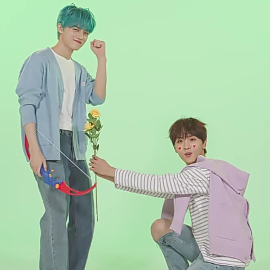 gyulexe's tweet photo. HANGYUL, ITS OK. YOU CAN CRY https://t.co/fAYefinia2