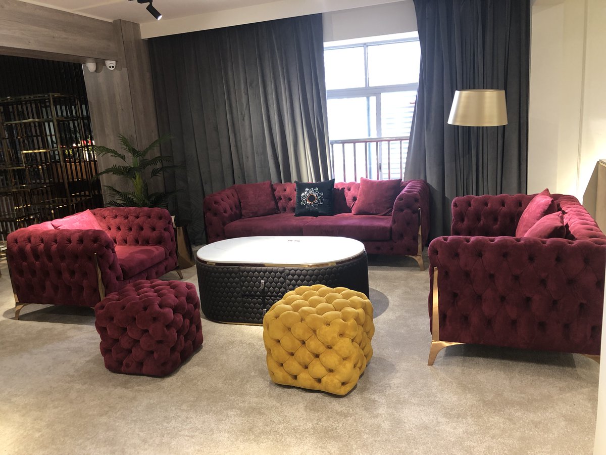winterluo7's tweet image. I want to change the floor lamp for this sofa set  ,can you give me some suggestion ?  Whatsapp:+8613825510404  #sofa #Italianstylefurniture #furniture