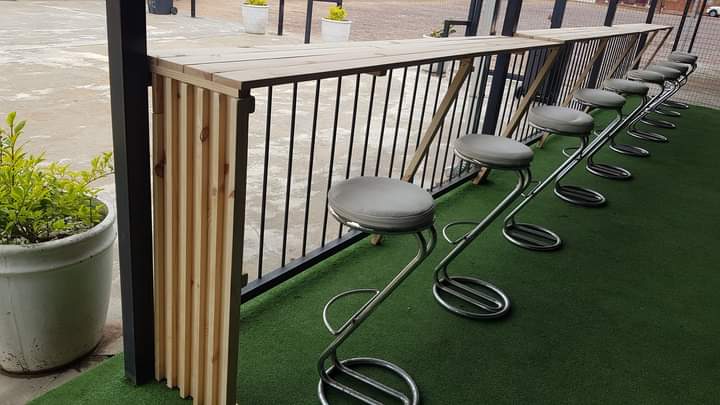 SomethingSosha's tweet photo. WE ARE OPEN 😋😋😋

PULL THROUGH FOR LUNCH AND REFRESHING DRINKS

534 BLOCK DD SOSHANGUVE THUTONG STREET
TEL: (012) 001 0514

#SOMETHINGSOSHA
#BRINGITONSOSHA
#SSL
#LEVEL1 https://t.co/gtB7xpIuJV