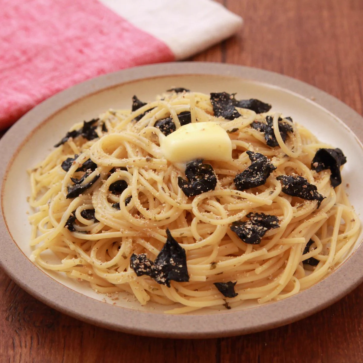 湿気ってしまった焼き海苔でも大丈夫？！試してみたいパスタレシピ！