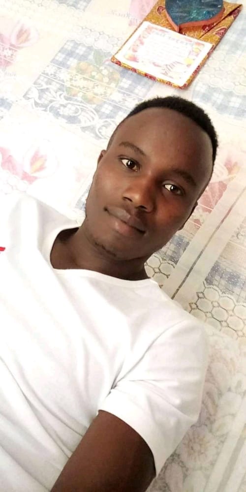 rotichRyan's tweet photo. Happy birthday to me, thanks to God for a plus, may all happiness come to me in all my rest life, may I encourage to keep pressing on regardless of the stabling burdless  that stand on my way, Many many happy returns    of the day...... Wish me a Happy birthday to me 💓🍾🍾🎂🎂🎂 https://t.co/CouSU8oRuP