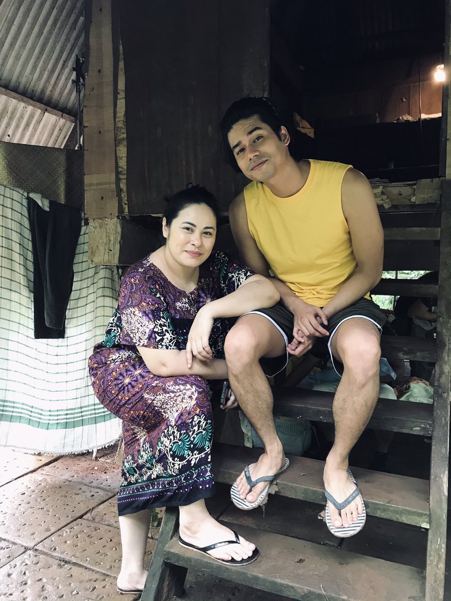 iammarkoblea's tweet photo. MEET KHYLE AND NANAY CELIA 🔥
wag ka magalala Ate @yamconcepcion makakabawi din kami sayo ni Nanay @aleckbovick 😌 
#InitNgUnangTingin 🔥 https://t.co/HnPJsZx4RU