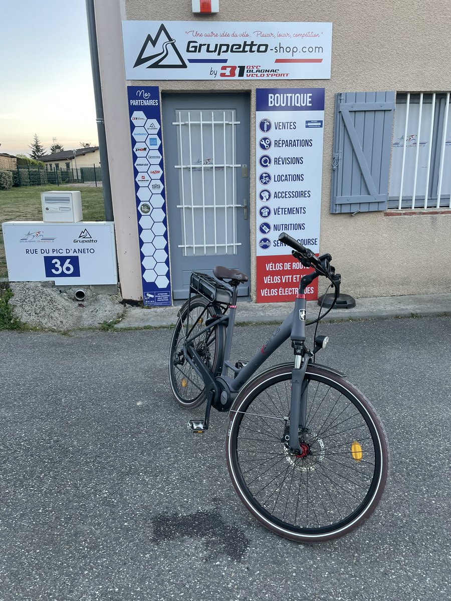 Grupetto64's tweet photo. En Mai fait ce qui te plaît 🙂
Surtout du vélo dans les coteaux !
Fantastique avec l’assistance électrique🚵‍♀️☀️

Grupetto Shop votre vélociste à Venerque 
est super heureux de vous présenter son premier VAE
Location dès le 1er Mai !
Info : 07.67.163.643 - contact@grupetto-shop.com https://t.co/nHP24oMYQG