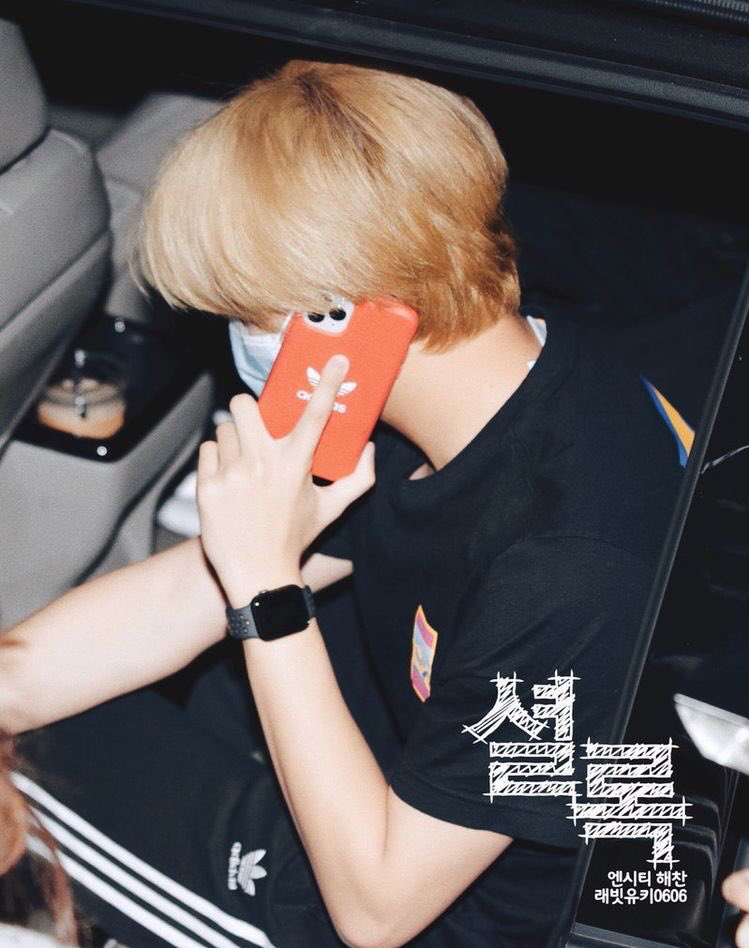 bbarjm's tweet photo. หล่อแบบมีธุระ หล่อแบบมีการมีงานต้องไปทำ https://t.co/UkLXtRqgoP
