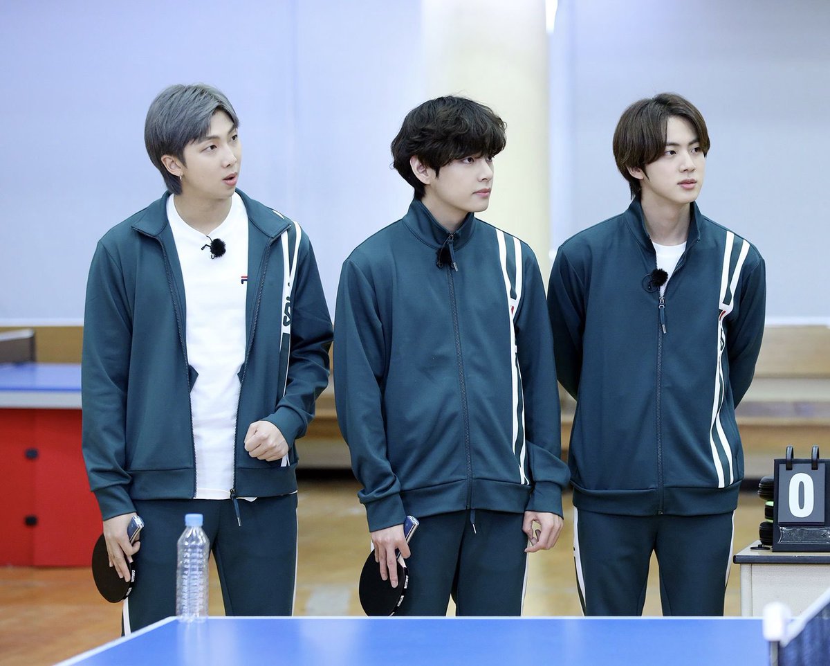 RMPICS2_twt's tweet photo. Run BTS! ep.138 behind cut #BTS

The Kims          VS          The 3Js https://t.co/yKdkaAJJLq
