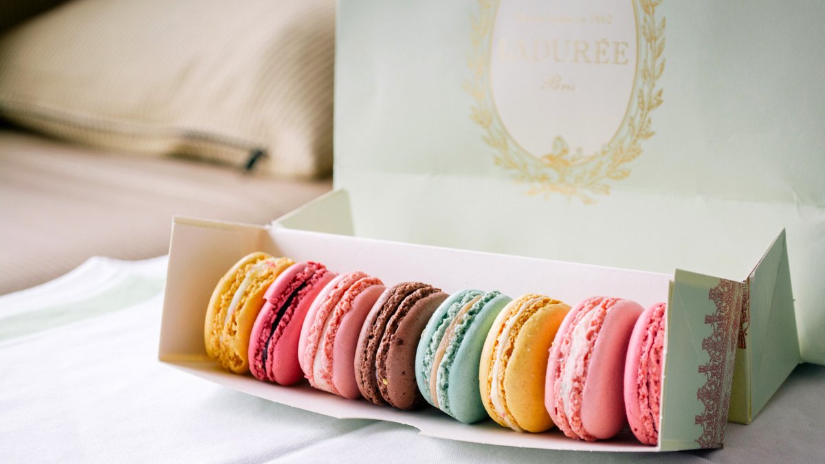 boxes_printed's tweet photo. #Desserts deserve a special #packaging that communicates high #quality from the very first sight🌟Then what would be better than #dessertboxes of #CustomPrintedBoxes Australia!
Check some new #trendy designs from here 🔗https://t.co/k06kzJhq3h
#Food #style #viral #Australia https://t.co/3ge94sbi5S