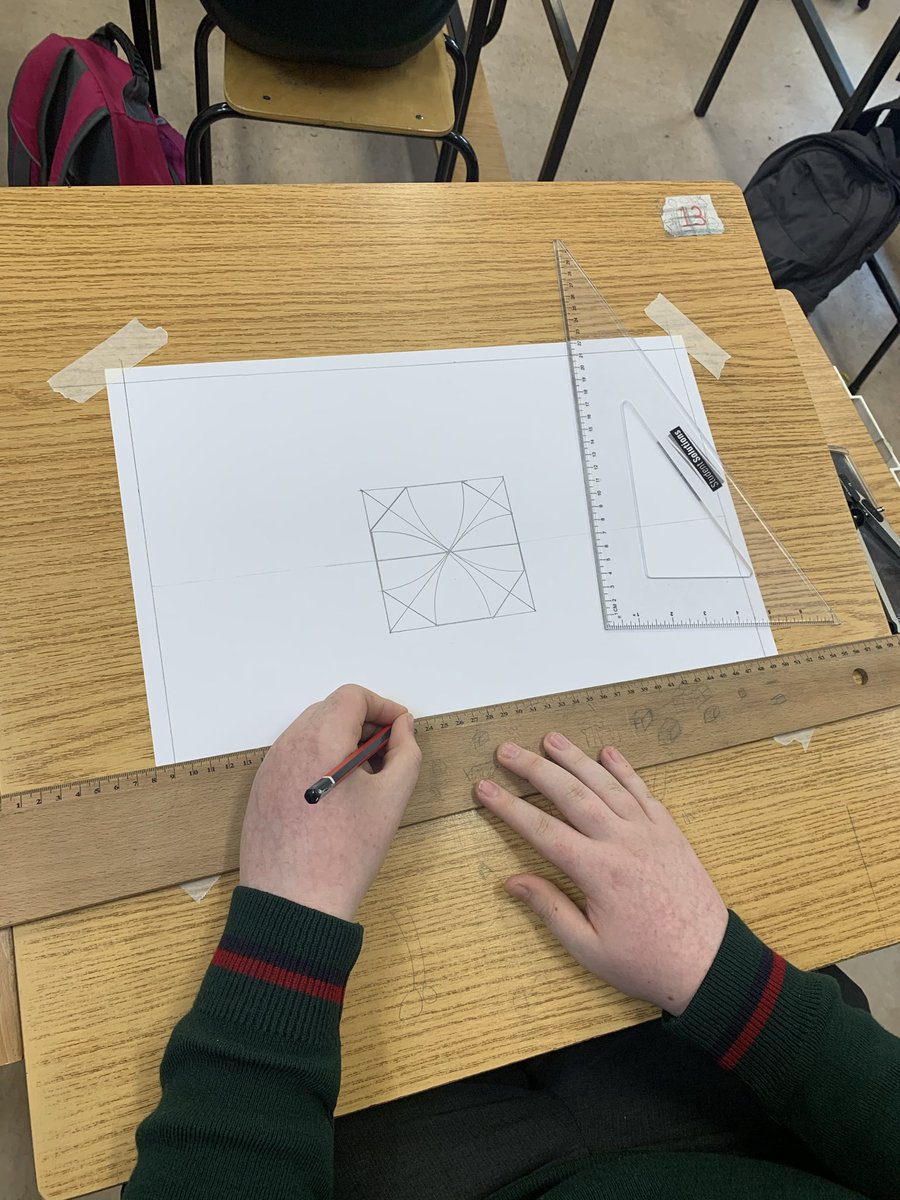 ArdscoilT's tweet image. Our Technical Graphics 1st year group are getting the week off to a great start 👏🏻 #techgraphics