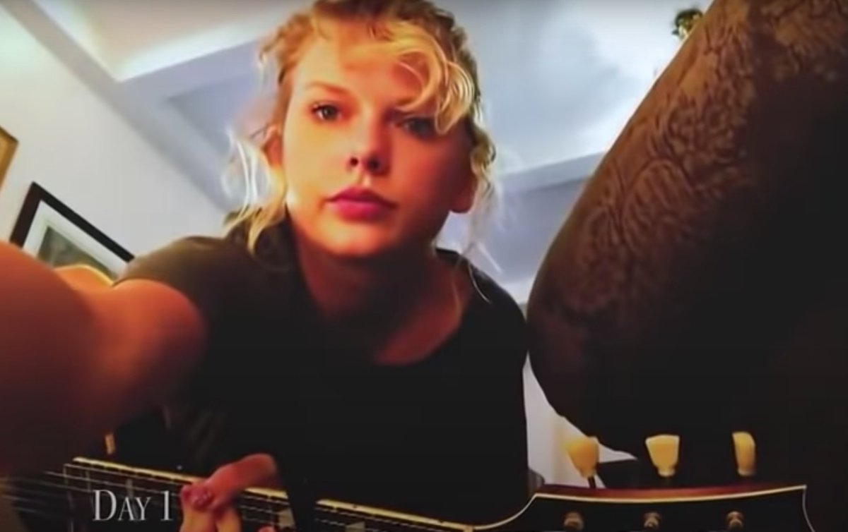 6 september 2016: taylor starts writing the chorus of king of my heart on guitar, in the cornelia street townhouse.