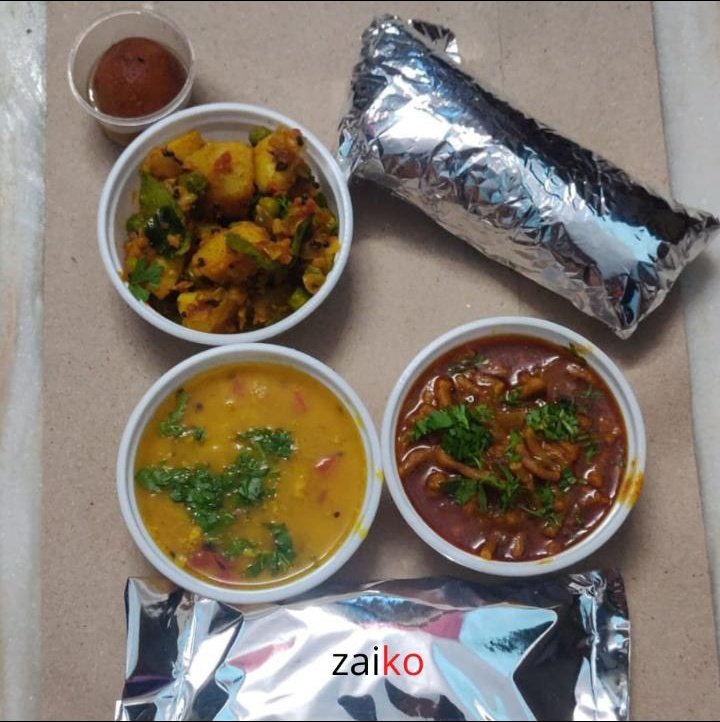 zaikoTiffinBox's tweet photo. @fpjindia Hey Mumbaikars, we are providing home meals/ Tiffins all over Mumbai for both covid and non covid patients. Give us a call for enquiry. share with all. FREE DELIVERY ALL OVER MUMBAI. Call - 9324187742 

#mumbaitiffin #homefood #verified #mumbaidabba #staysafe #sharetoall https://t.co/5yDDUnl4zC