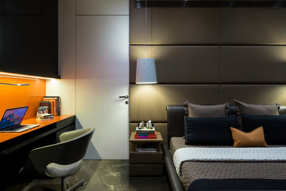ArchitectsDig's tweet photo. While the bedrooms at the Atmospherics Duplex stay within the project’s conceptual framework, diverse material applications create varying experiences.

#DIGDesignStudio #DIGArchitects #homedesign #DesignSolutions #InsideOutside #Designintigrated https://t.co/aFYwW9xKSp