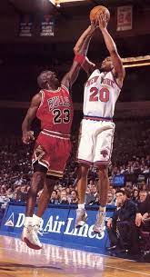 Buenos días...hoy Allan Houston se une al club de los cincuentones...happy birthday... 