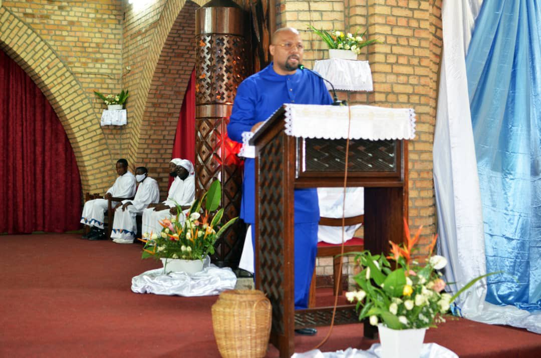 VidiyeTshimanga's tweet photo. Un Peuple, Une https://t.co/wCVu17N0ly Dynamique Congo Uni DCU a fêté son 6ème anniversaire dans le recueillement,confiant au Très Haut la suite de son combat pour une Nation unie et en paix. Soutient réitéré aux efforts du Chef de l’Etat en ces moments cruciaux pour la RDC. https://t.co/pjBfBFgLDr