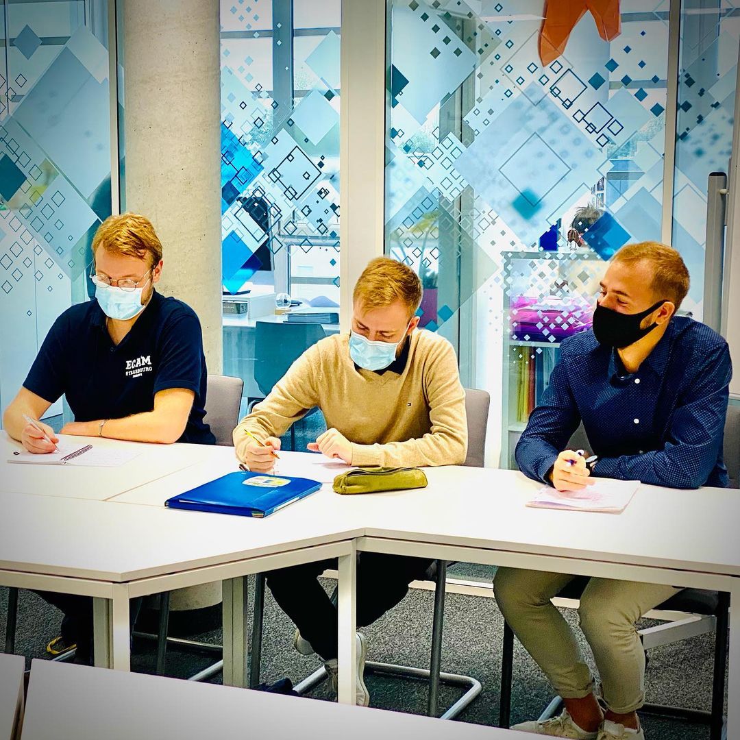Nous débordons tous d'idées mais manquons souvent de temps ⌛️

Pour y pallier, nous avons fait appel à de jeunes cerveaux brillants 🧠dans le cadre d'un projet R&amp;D avec l'école @ECAMStrasbourg 

Découvrez notre retour d'expérience sur LinkedIn 👇
linkedin.com/feed/update/ur…