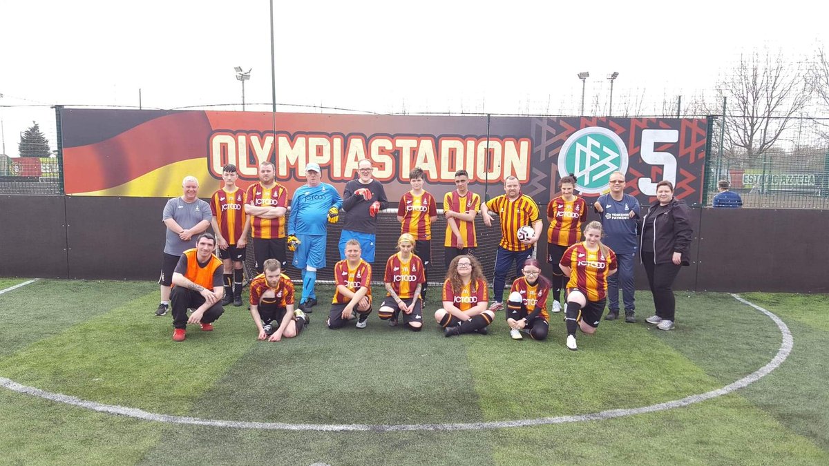 Dont forget tonight is our Juniors & Adults Training Tuesday 5pm to 7pm Bradford Academy Teasdale St, Bradford BD4 7QJ £3 a session Boys Girls Men & Women If you like to join contact on our email address bradfordcitydfc@gmail.com Or call / text Paul Jubb on 07845568226