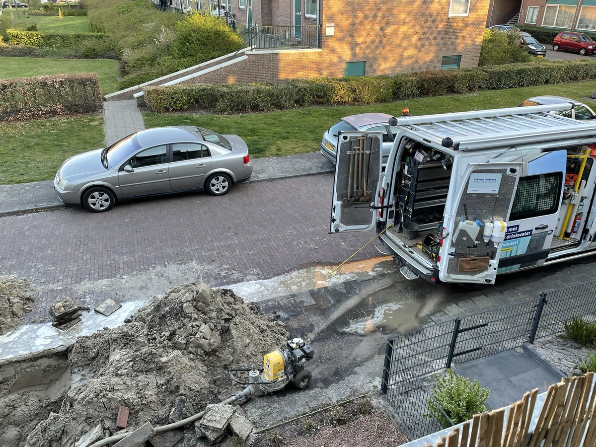 2.5 hours of digging and swearing…