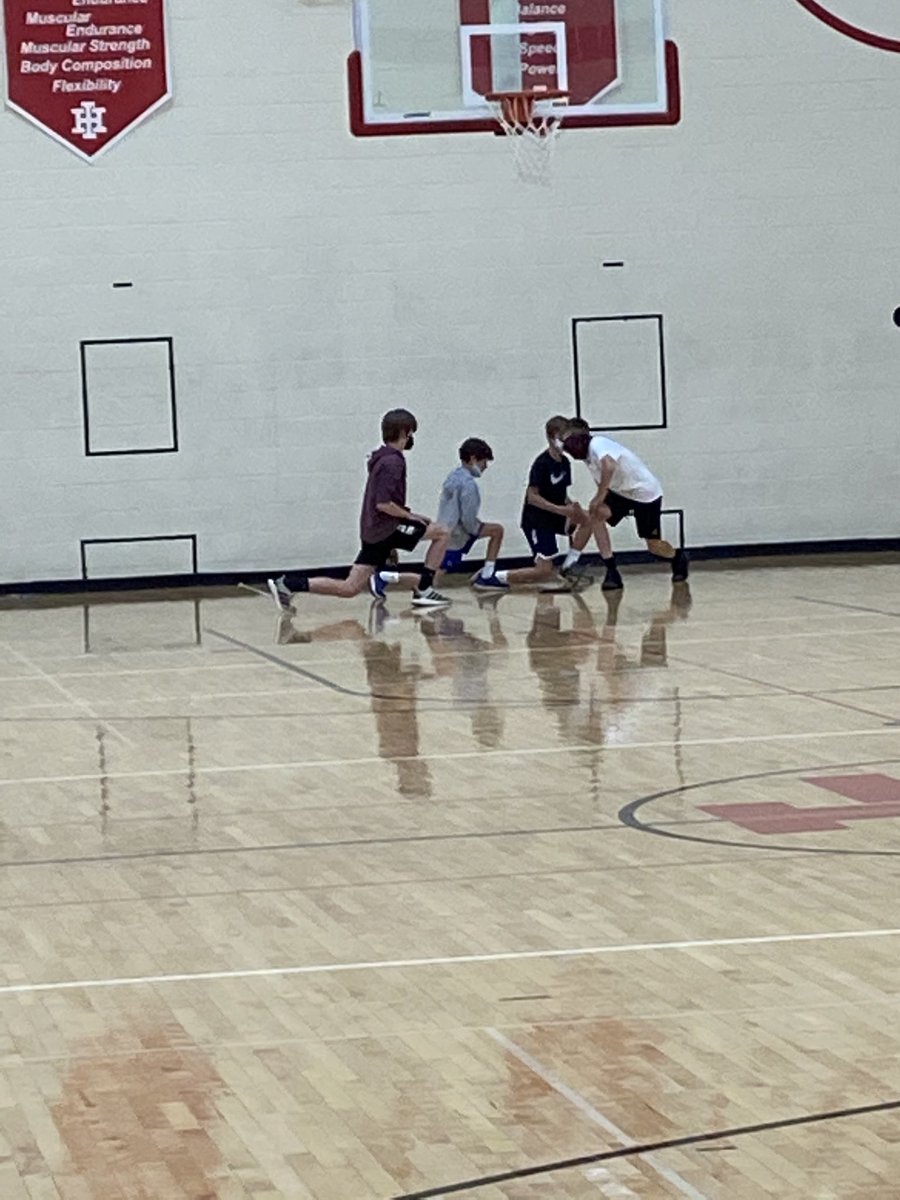 IHMS_Wellness's tweet photo. Traveling the World in P.E. @IHMiddle.  #beactive #physed @IHSchools @IHMSMorrison https://t.co/Vfj1JGASFd
