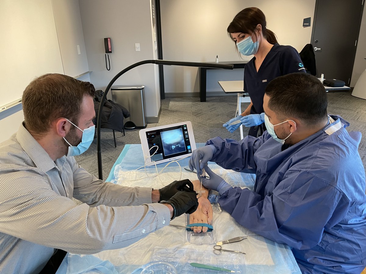 TriceMedical's tweet image. A great lab held by our newest Sales Manager, Kyle Bober! He is in his element showing a potential user the ease of use of our Seg-WAY™ fully disposable #endoscopic #carpaltunnel release (ECTR-d) system. 

tricemedical.com/request-a-demo/
