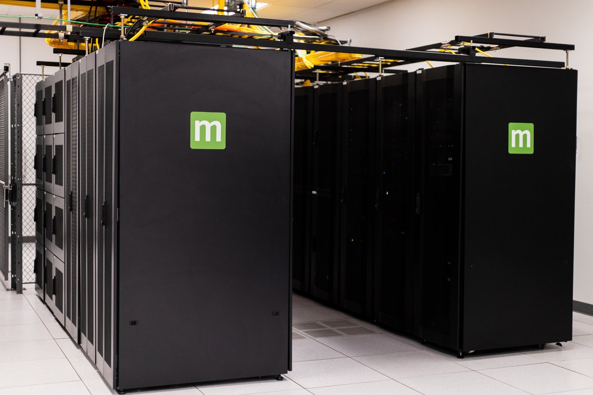 ManagedWay's tweet image. With a 100% uptime guarantee for our global network and power availability, you can rely on ManagedWay for all your colocation, dedicated internet, and cloud hosting needs! Check out managedway.com to learn more about our products and services. #datahall #datacenter