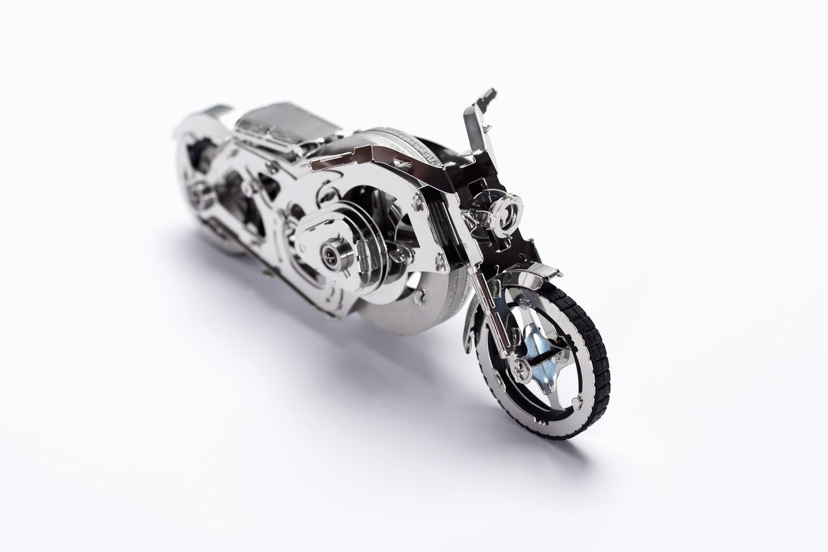 SmartRingGear's tweet image. 【Time for Machine】
『メタルオートバイ』

・DIY自己組立キット
・サイズ：150 x 67 x 80 mm
・パーツ数：90個

鋼鉄の馬に乗った、心が野生のナイトライダー

smart-ring-gear.stores.jp/items/5fe32b8f…

#timeformachine #storesjp #Metal #立体パズル #3Dパズル #組立キット #模型