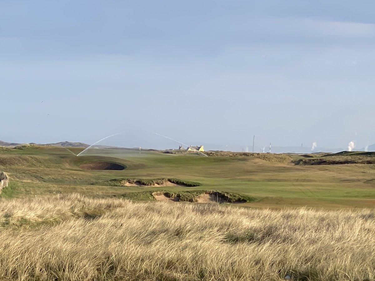IanKinley's tweet photo. Another stunning morning @Royal_Porthcawl albeit still baltic ๐ฅถ, heavy artillery out again on the 1st fโway as we sustain efforts to amend the upper profile. Crazy to see areas turn white with frost at 6.45am and hold back the mowers! #links #whatspring https://t.co/ELXAnOZzAl
