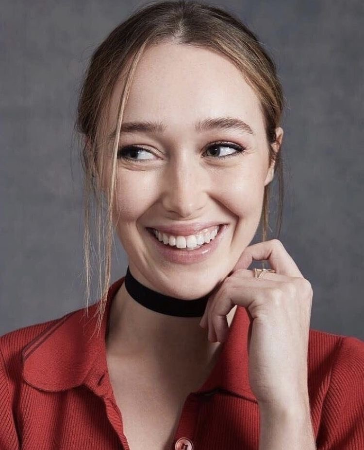 Yknow what? Alycia Jasmin Debnam Carey smiling. A thread. Open it if you need a smile today  @DebnamCarey 