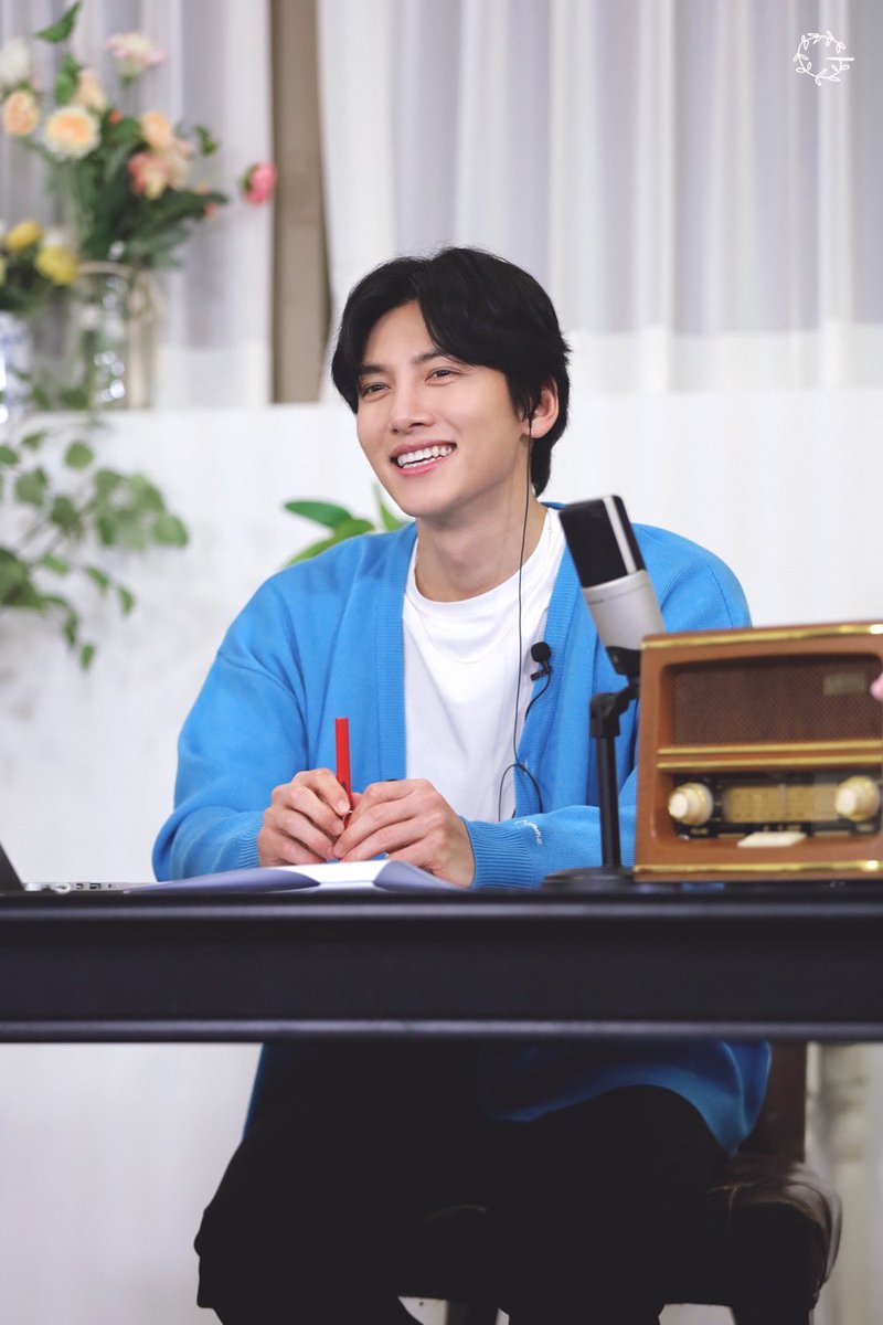 jcw_1987_leika's tweet photo. 【Naver Post】글로리어스
2021.02.27
Cr. Glorious Entertainment
暖かい日差し、澄んだ空、そして春のチ・チャンウク①
https://t.co/ffl4BzUEAR
@Jichangwook
#チチャンウク
#지창욱
#jichangwook
#池昌旭
#jcw
#그겨울첫바람
#LastWinterFirstWish https://t.co/BQj594iul7