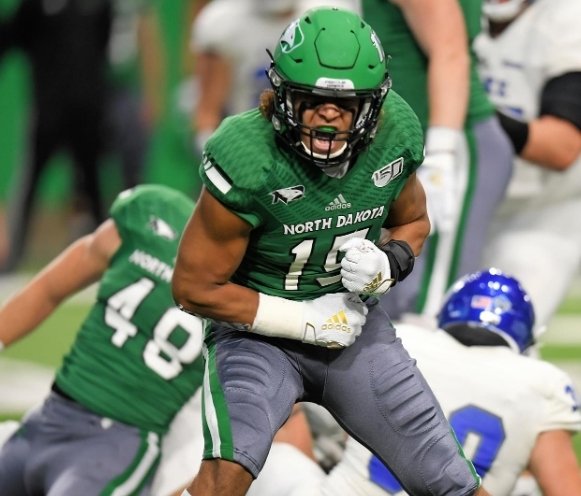 NCAAFNation247's tweet photo. A #FCS Playoff Round 1 Top Performance 

LB Jaxson Turner - North Dakota

• 4 Tackles 
• 2 Tackles for Loss 
• 2 Sacks https://t.co/SeqWlj9jmH