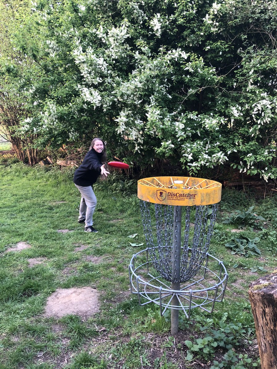 WHSCmultisports's tweet photo. Did you enjoy #frisbee at @WHSCmultisports Easter Camp? You can play #discgolf for free at @LeeValleyPark 🥏 https://t.co/24NRmblLXs