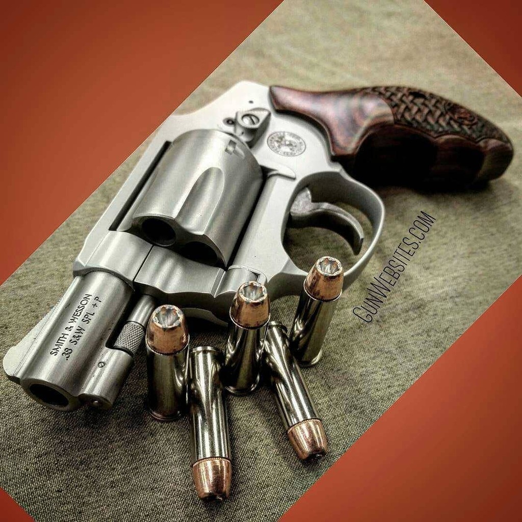 GunWebsites's tweet photo. Smith & Wesson 642-2
Performance Center
.38spl+P
5-shot revolver
Speer Gold Dot .38spl JHP
@GunWebsites
#GunWebsites
#PocketCarry #SmithWesson #SmithAndWessonRevolver #RevolverPics #SickRevolver #Guns #RevolverPicture #RevolverFanatics #RevolversDaily… https://t.co/Nb41rsqu1b https://t.co/BHf25tgEQa