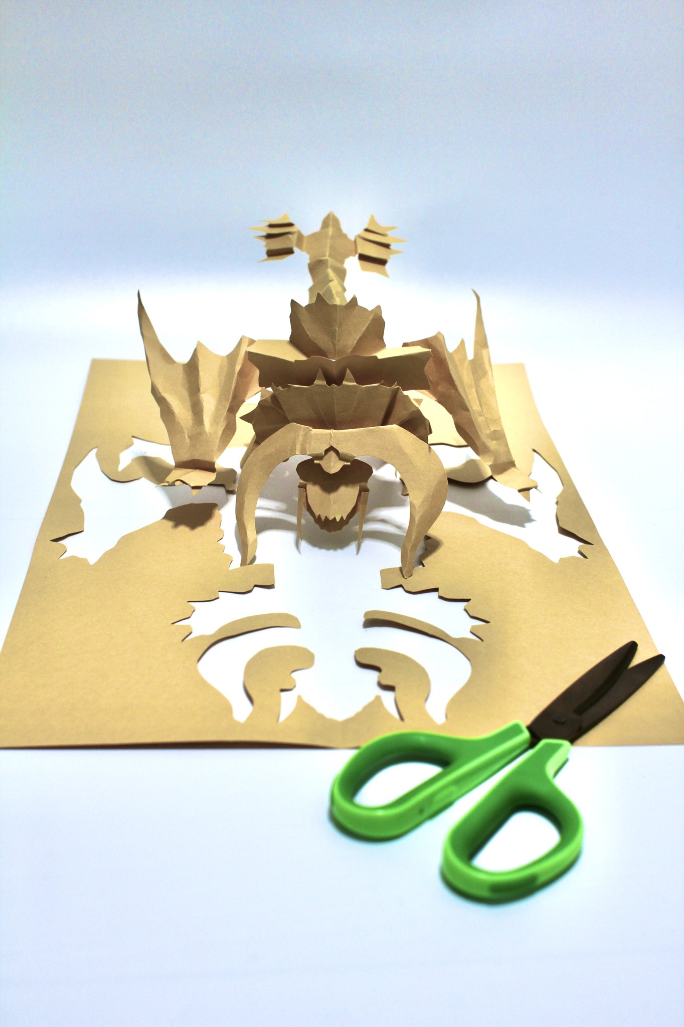 モンスターハンター。 a4アート紙 ExYAaY2VIAo2U-C.jpg