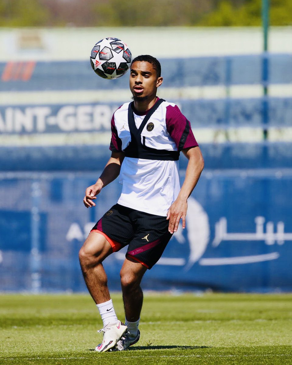 Colin Dagba tweet media