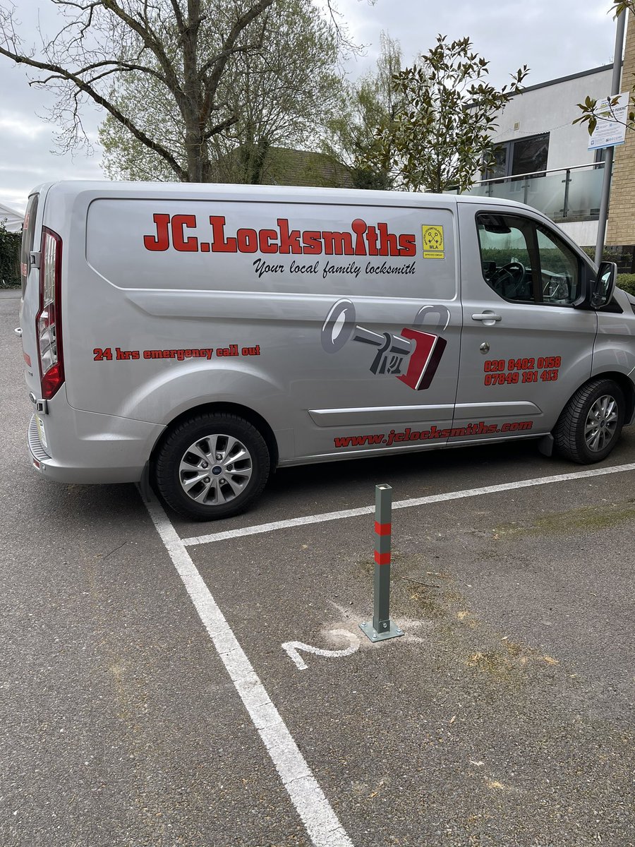 Back to the car park we’re I fitted the last parking post to fit another one customer supplied not the best posts but will do the trick &amp; set back at customer’s request. #bromley #beckenham #catford
